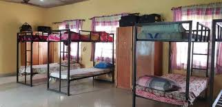 10 Reason To Stay In School Hostel And 5 Reasons Not To