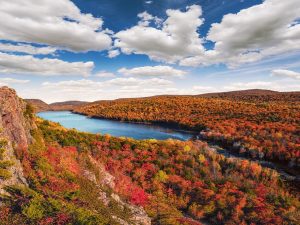 10 Best Places To See Fall Colors In 2021